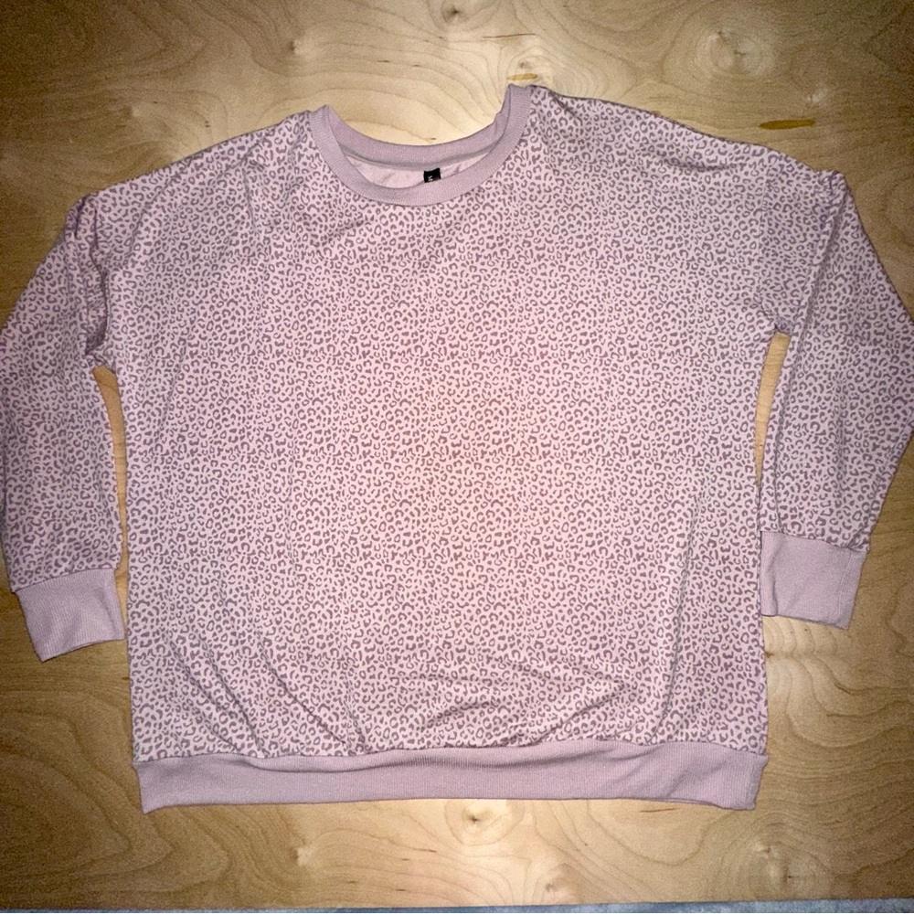 Mondetta XL Dusty Rose Animal Print SweatShirt Super Soft Never Worn EUC